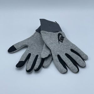 Nike Cold Weather Gloves NEW